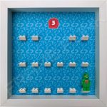 Lego minifigures series 5 display frame showing how the Lizard Man minifigure fits within