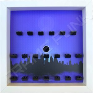 FRAME PUNK city display frame compatible with LEGO Batman minifigures series 1&2 (white)