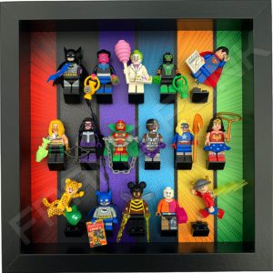 FRAME PUNK display frame compatible with LEGO DC minifigures series (black) with minifigures in fun formation