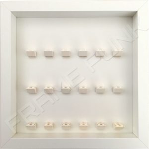 FRAME PUNK All white display frame compatible with LEGO Disney minifigures series 1