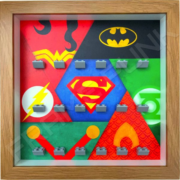 FRAMEPUNK display frame compatible with LEGO DC Justice League minifigures