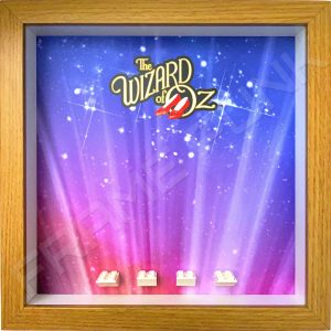 FRAMEPUNK display compatible with LEGO Wizard of Oz minifigures (Oak)