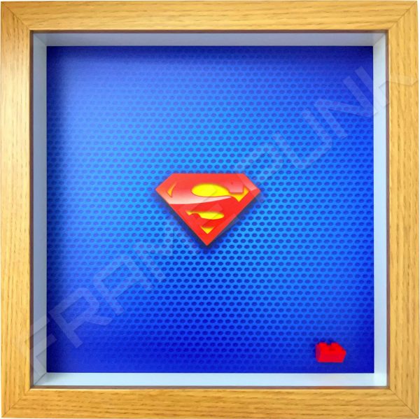 FRAMEPUNK superhero display compatible with single LEGO Superman minifigure (Oak)
