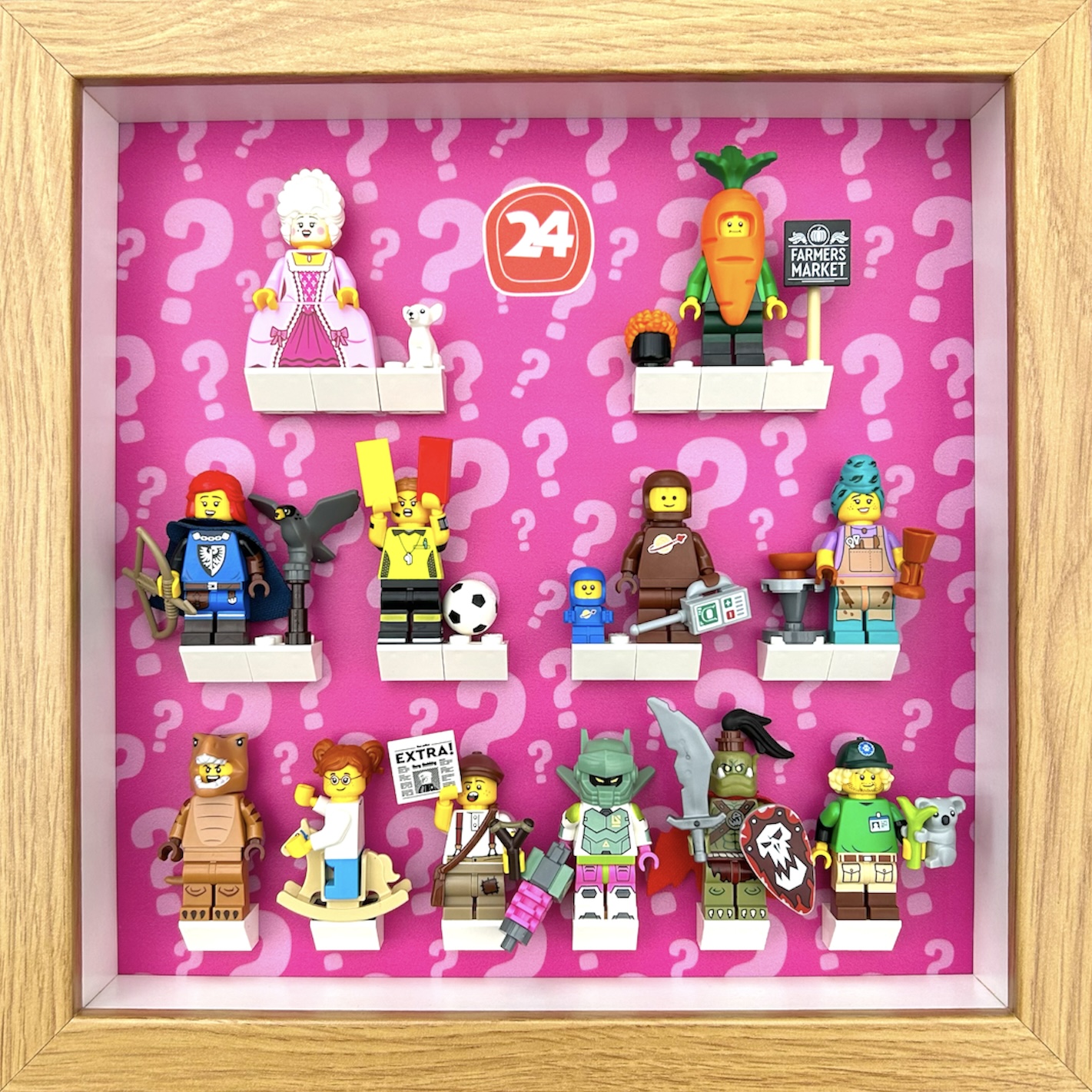 Frame compatible LEGO® Minifig Series 24 (oak) | Frame Punk