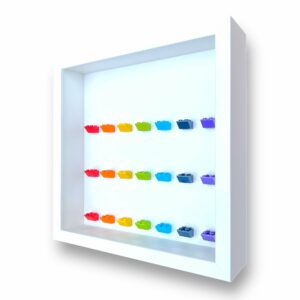 FRAMEPUNK 21 Rainbow Display Frame compatible with Lego minifigures, white frame, side view