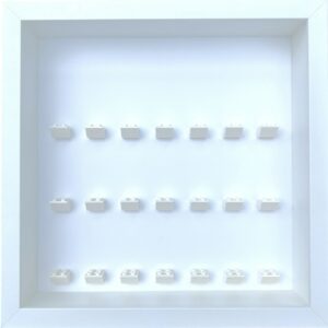 FRAMEPUNK white background and white mounts display frame compatible with 21 Lego minifigures (white)